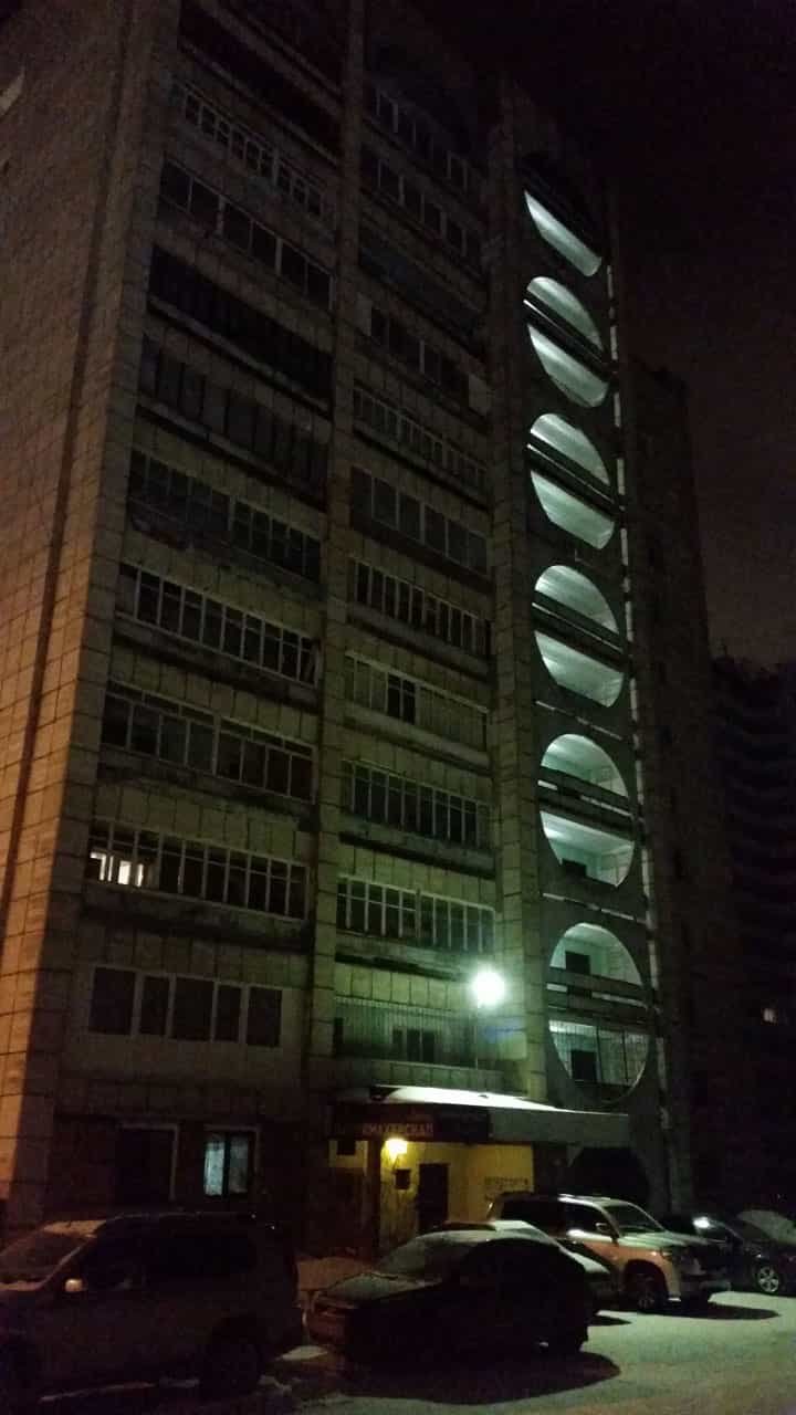 Дом Пермь, Яблочкова, 21, где использованы светильники российского производителя СБЕРЭНЕРГО